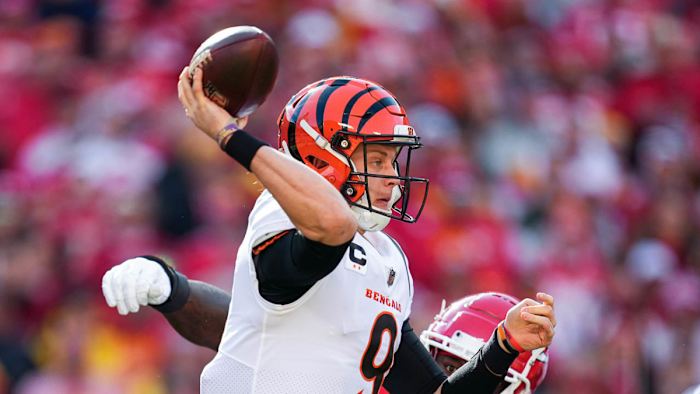 Joe Burrow-Jarran Hill